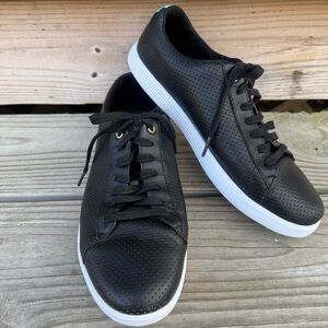 Cole Haan Black Leather Sneaker Grand OS Casual Flats Aqua Rubber Outsole 8.5